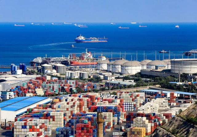 「重磅」大連經(jīng)濟(jì)技術(shù)開(kāi)發(fā)區(qū)闖入全國(guó)經(jīng)開(kāi)區(qū)30強(qiáng)，大連產(chǎn)業(yè)發(fā)展迎來(lái)新里程碑